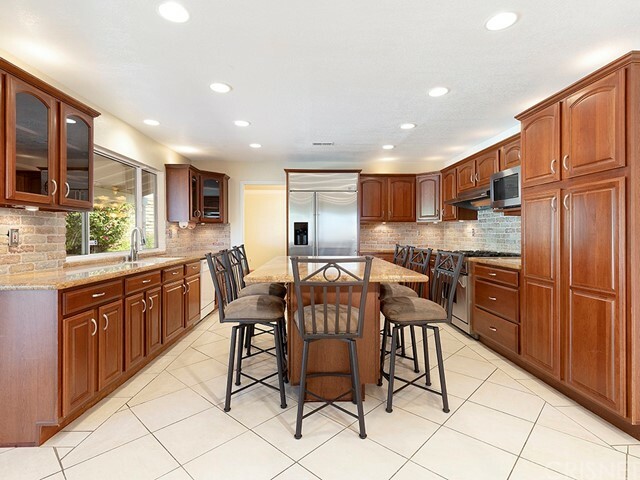 Property Photo:  11619 Spy Glass Drive  CA 91326 