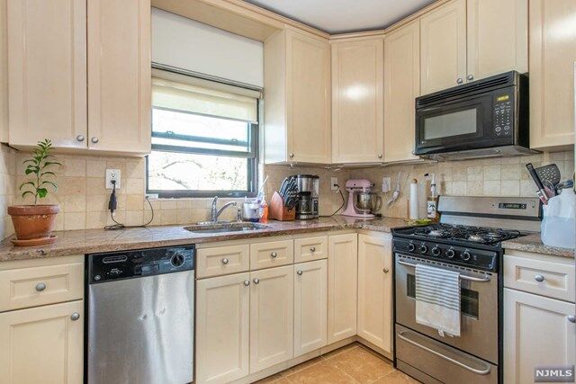 Property Photo: 2167D North Central Road 4C NJ 07024
