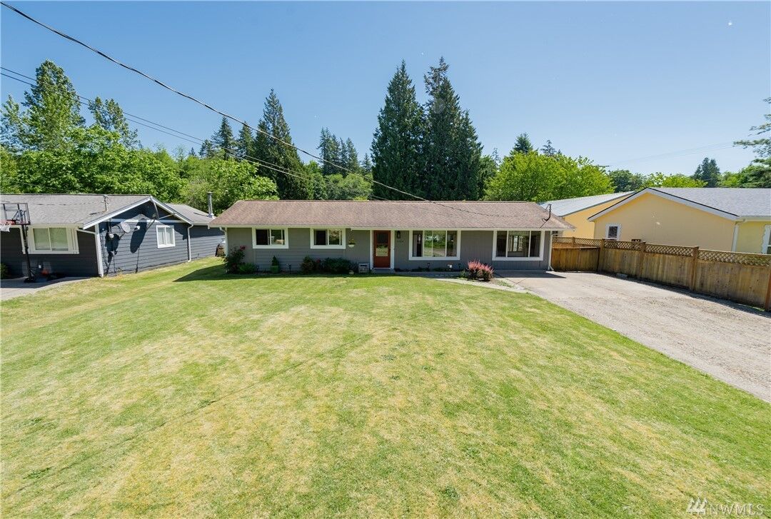 Property Photo:  9504 Harvey Rd  WA 98230 