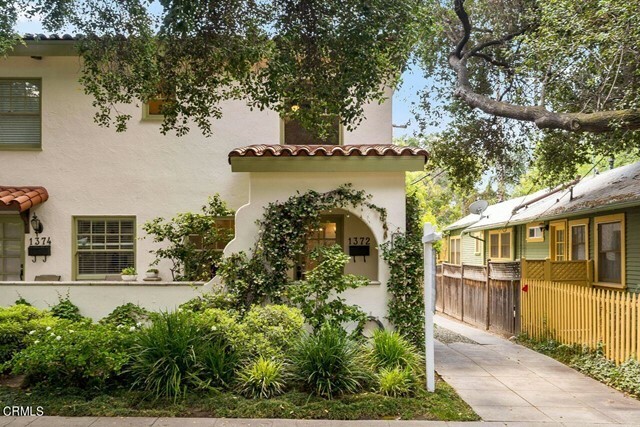 Property Photo: 1372 E Elizabeth Street CA 91104