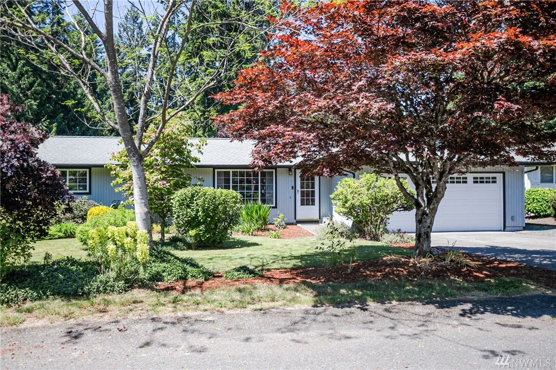 Property Photo:  12439 177th Place SE  WA 98059 
