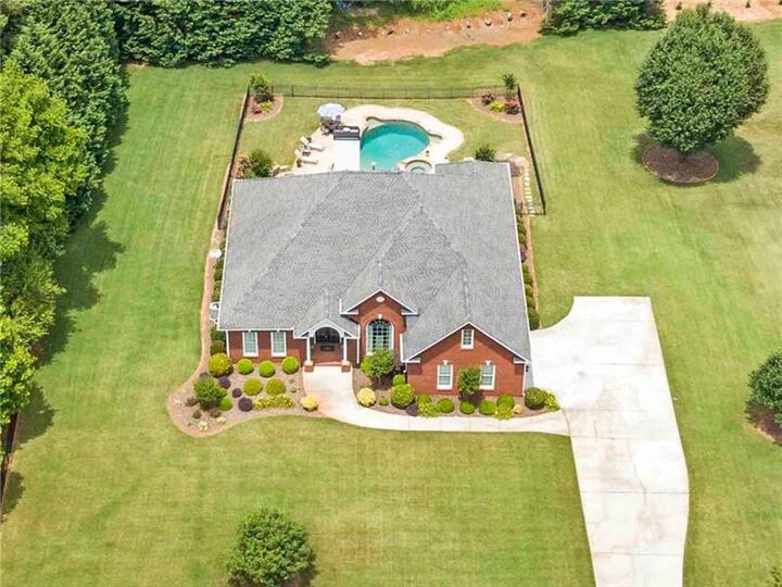 806 Moon Place Road  Lawrenceville GA 30044 photo