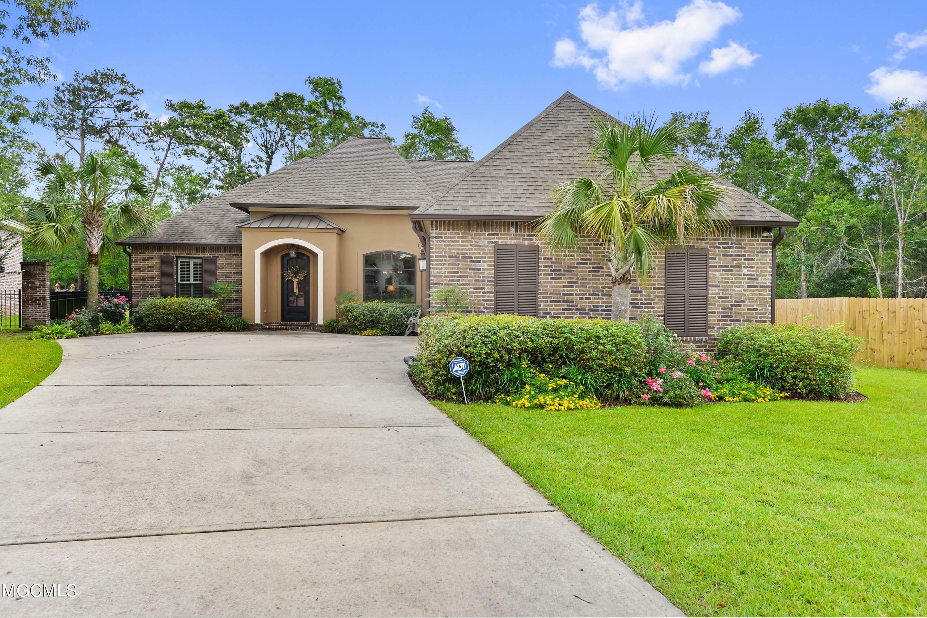 Property Photo:  7425 N Aberdeen Drive  MS 39571 