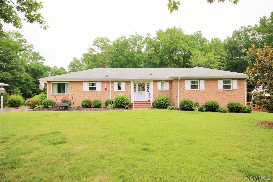Property Photo: 8150 Newman Drive VA 23116