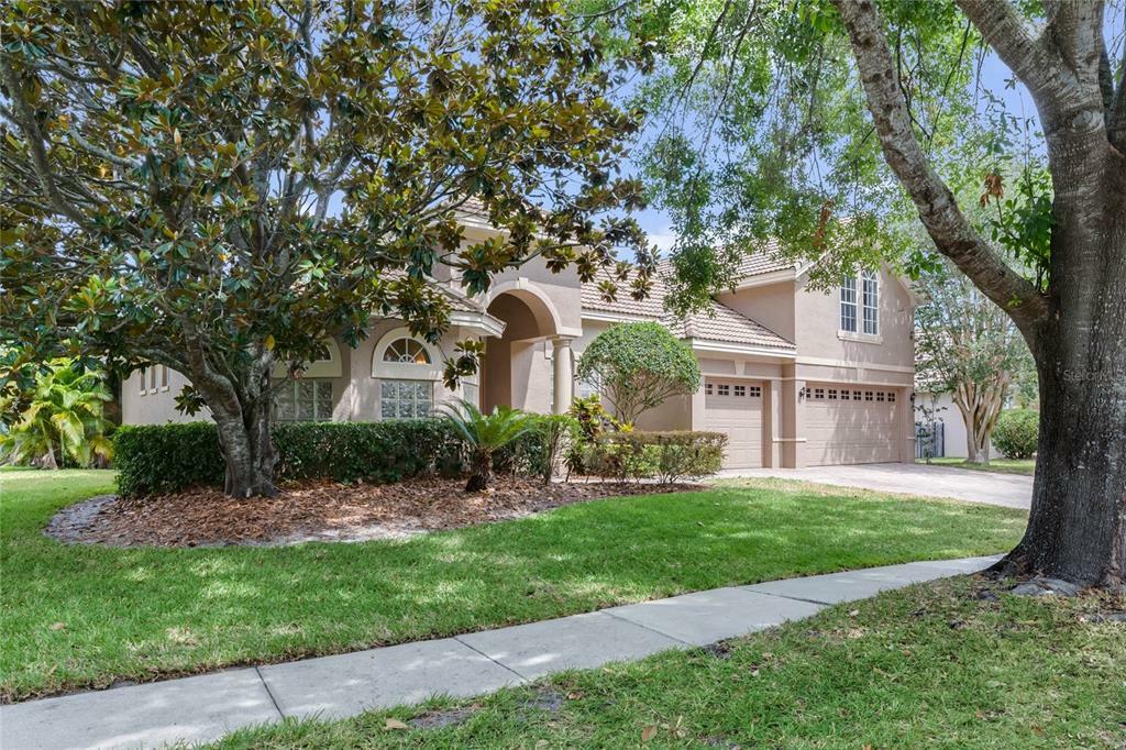 Property Photo:  8942 Heritage Bay Circle  FL 32836 