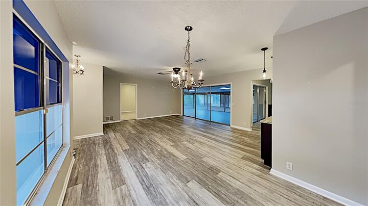 Property Photo:  1109 N Lakeshore Boulevard  FL 33853 
