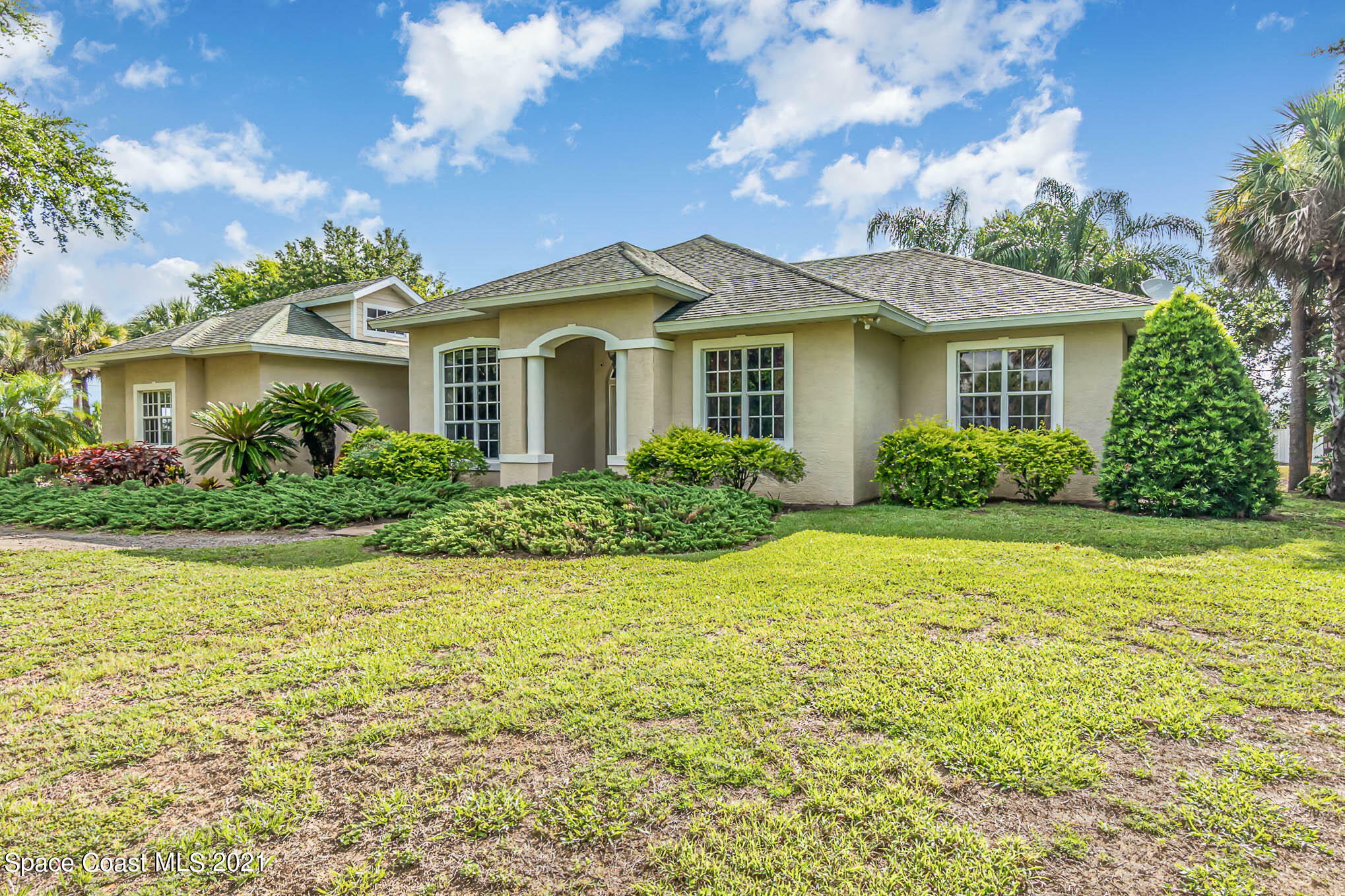 Property Photo:  4495 Dixie Way  FL 32754 