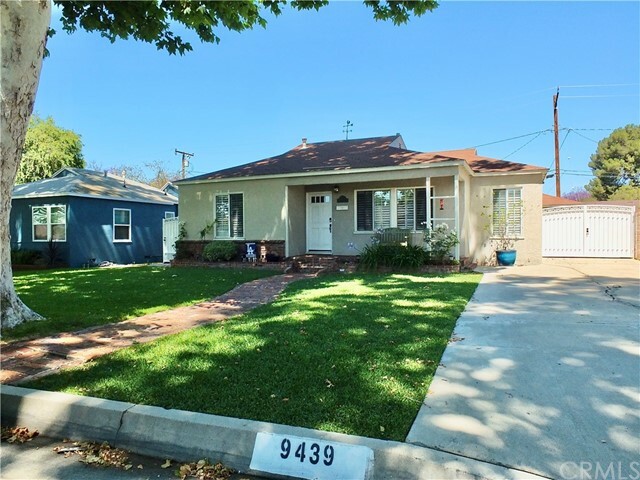 Property Photo: 9439 Homage Avenue CA 90603