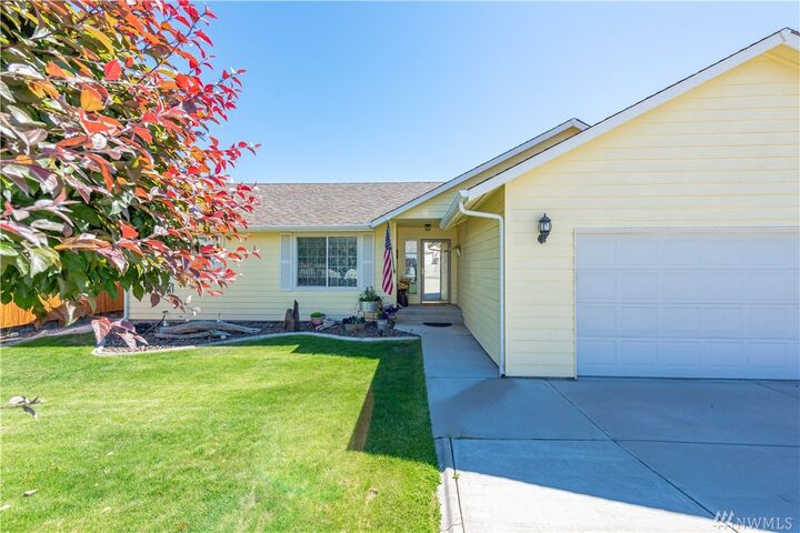 2385 Silo Dr  East Wenatchee WA 98802 photo