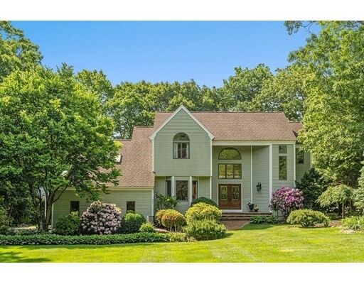 Property Photo:  260 Candlestick Road  MA 01845 