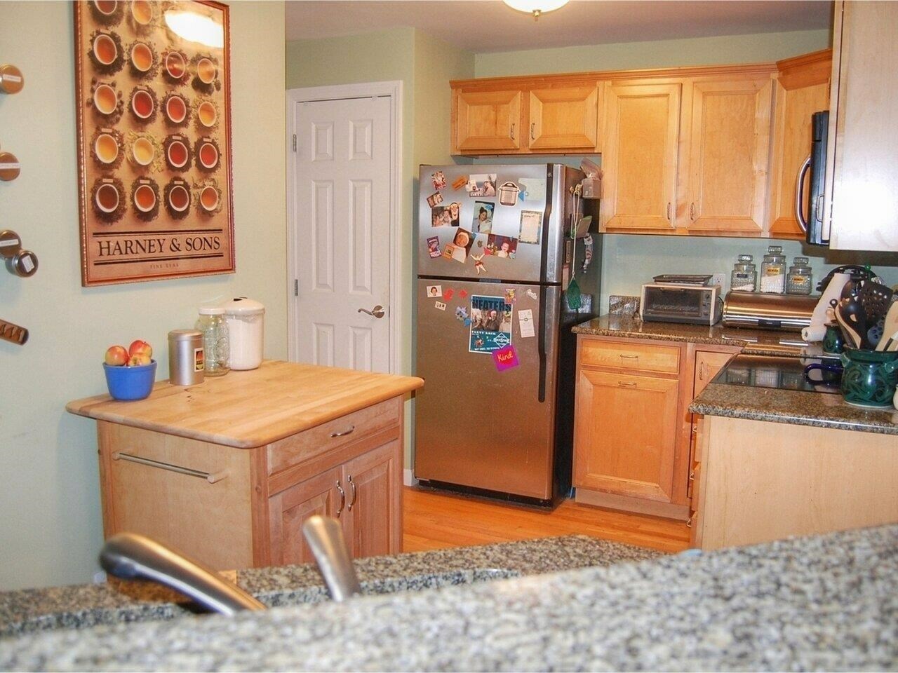 Property Photo:  99 Eldredge Street 304  VT 05403 