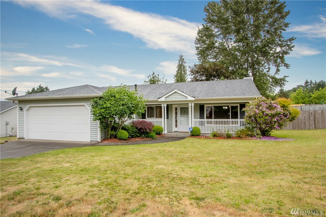 Property Photo:  29204 80th Ave S  WA 98580 