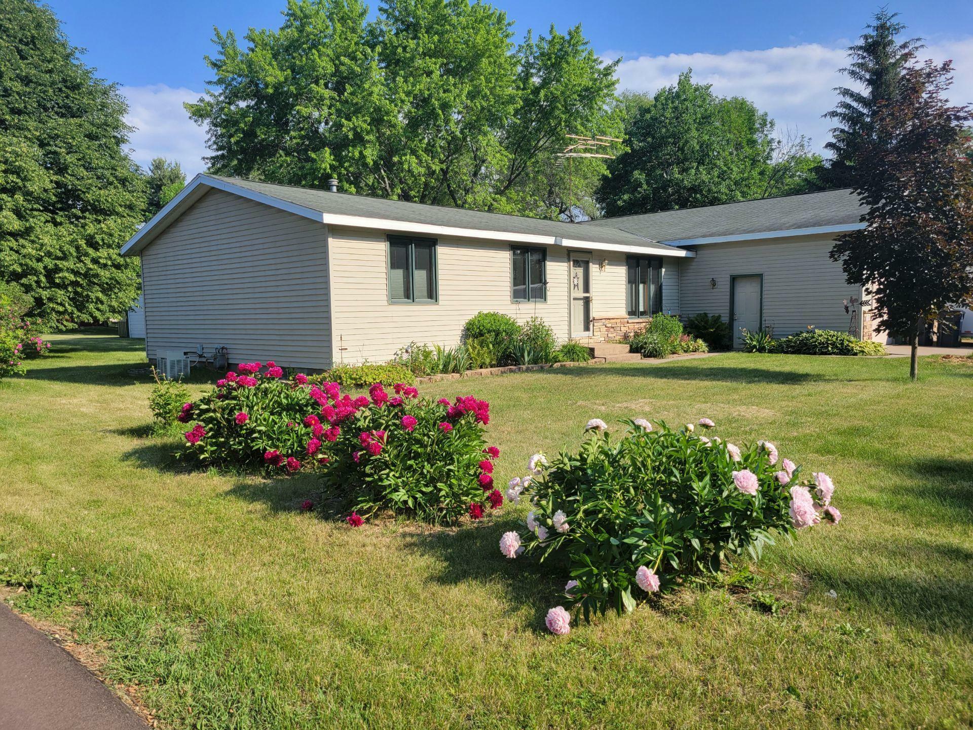 Property Photo:  170 Mississippi Street  WI 54021 