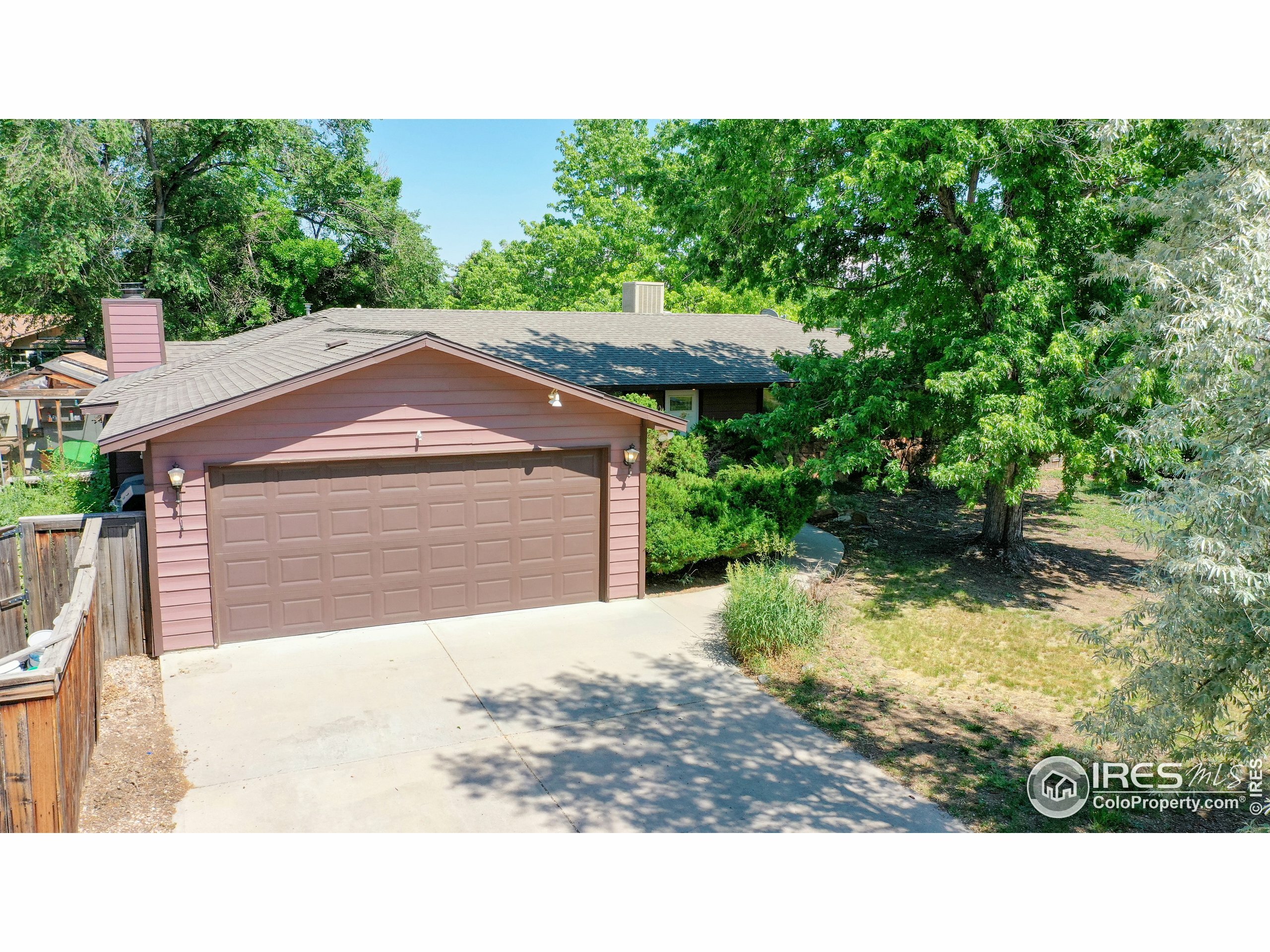 Property Photo:  800 Greenbriar Dr  CO 80524 