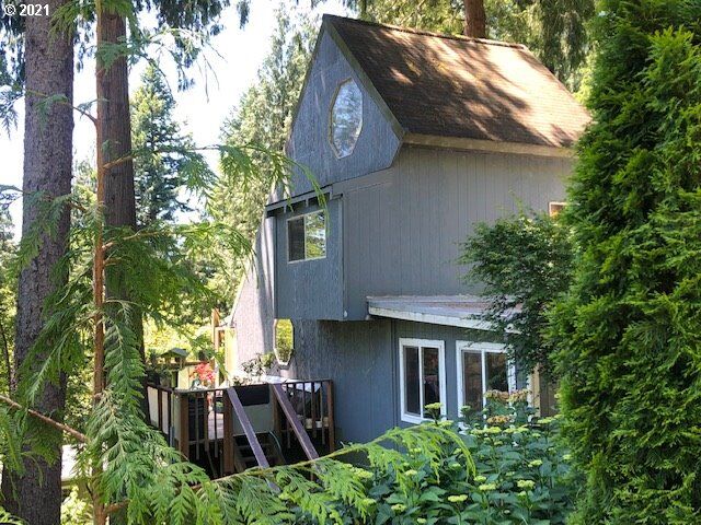 Property Photo:  5815 Mercer Creek Dr  OR 97439 