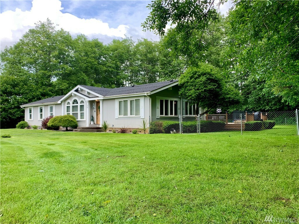 Property Photo:  26 Palace Lane  WA 98541 