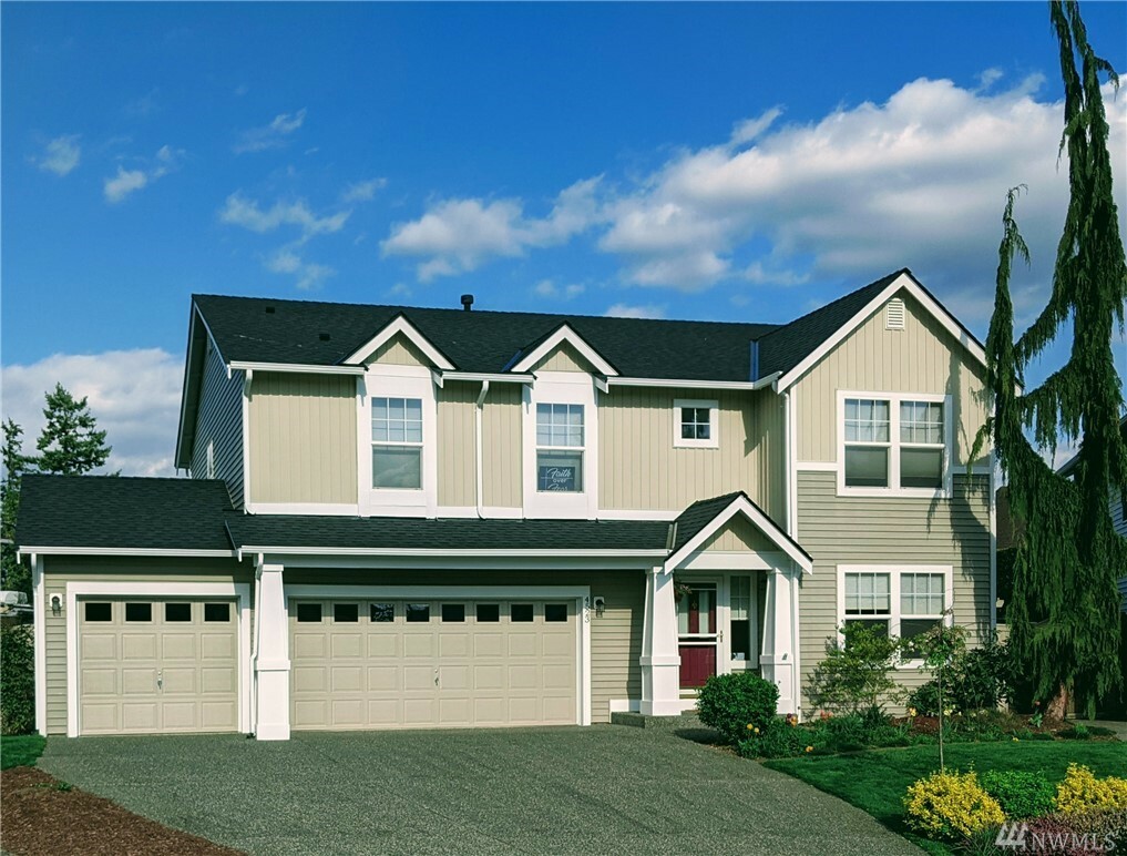 Property Photo: 4523 114th Place SE WA 98208