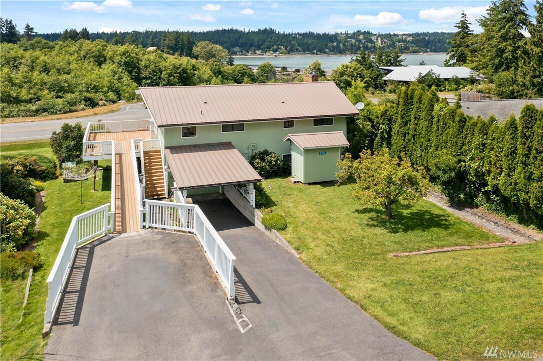 Property Photo:  5476 Pleasant View Lane  WA 98249 