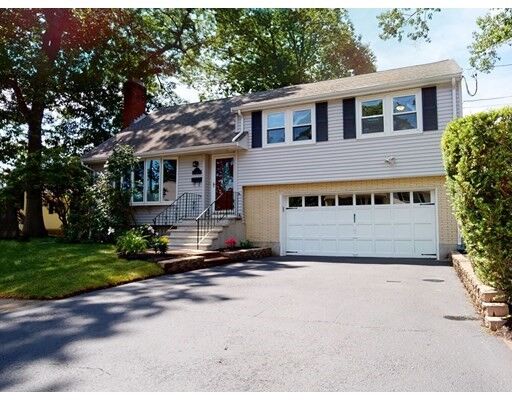 Property Photo:  5 Beaver Brook Road  MA 02452 