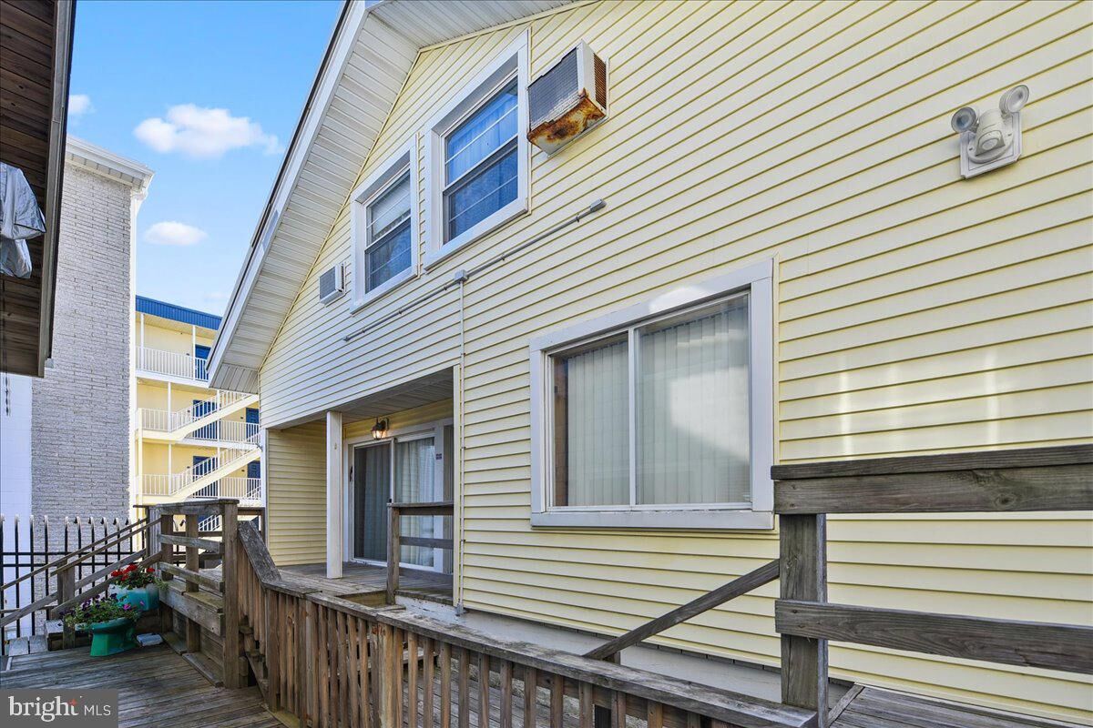 Property Photo:  2409 Atlantic Ave Unit C  MD 21842