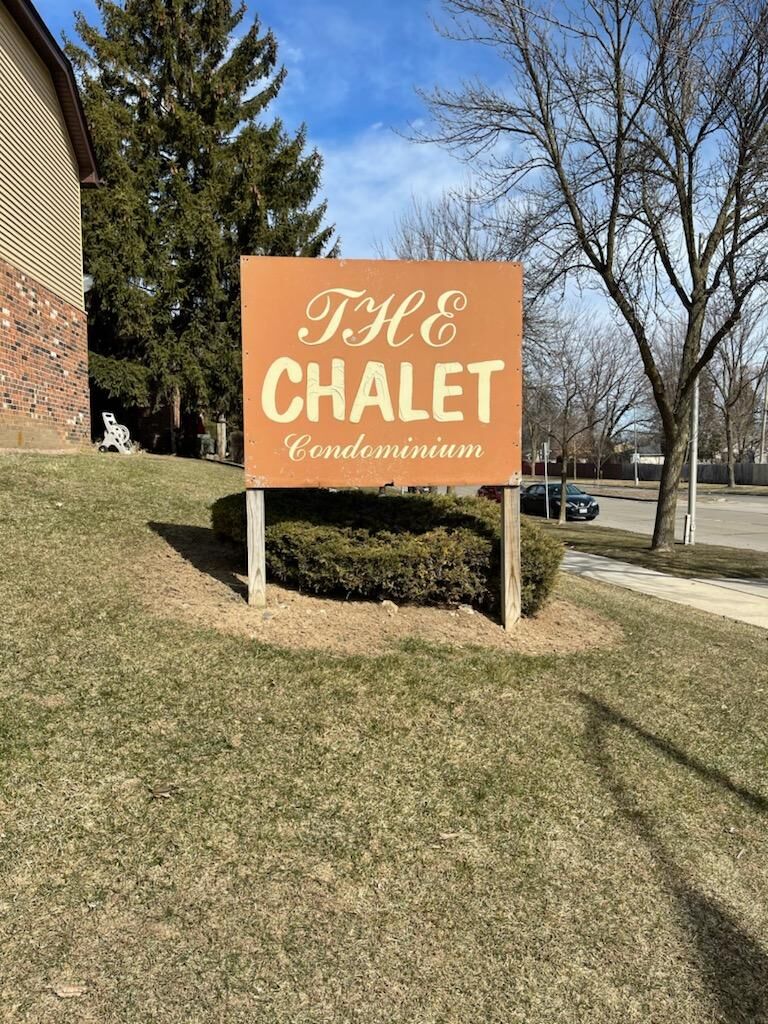 Property Photo: 6030 W Calumet Rd 103 WI 53223