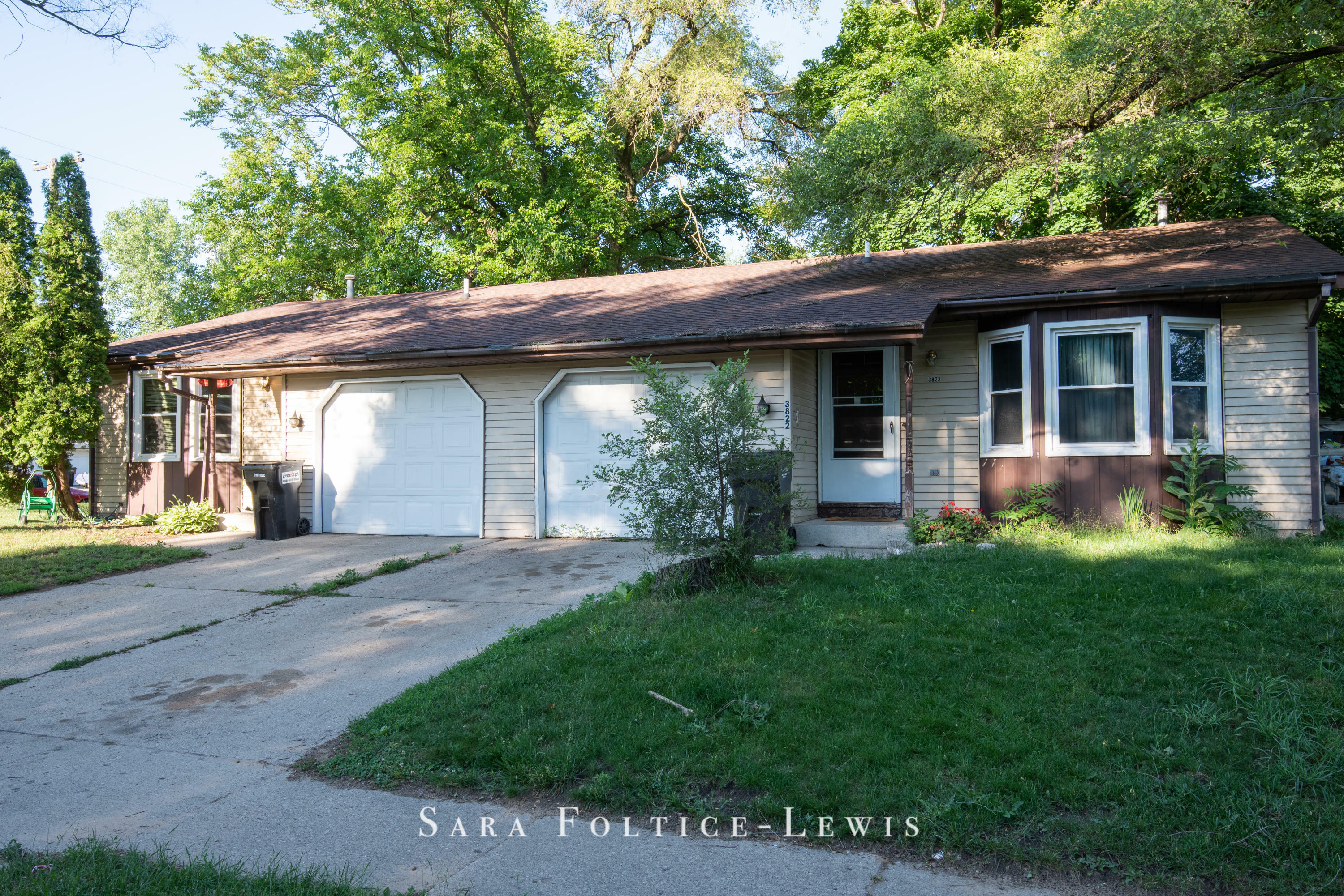 Property Photo:  3820 Jefferson Avenue SE  MI 49548 