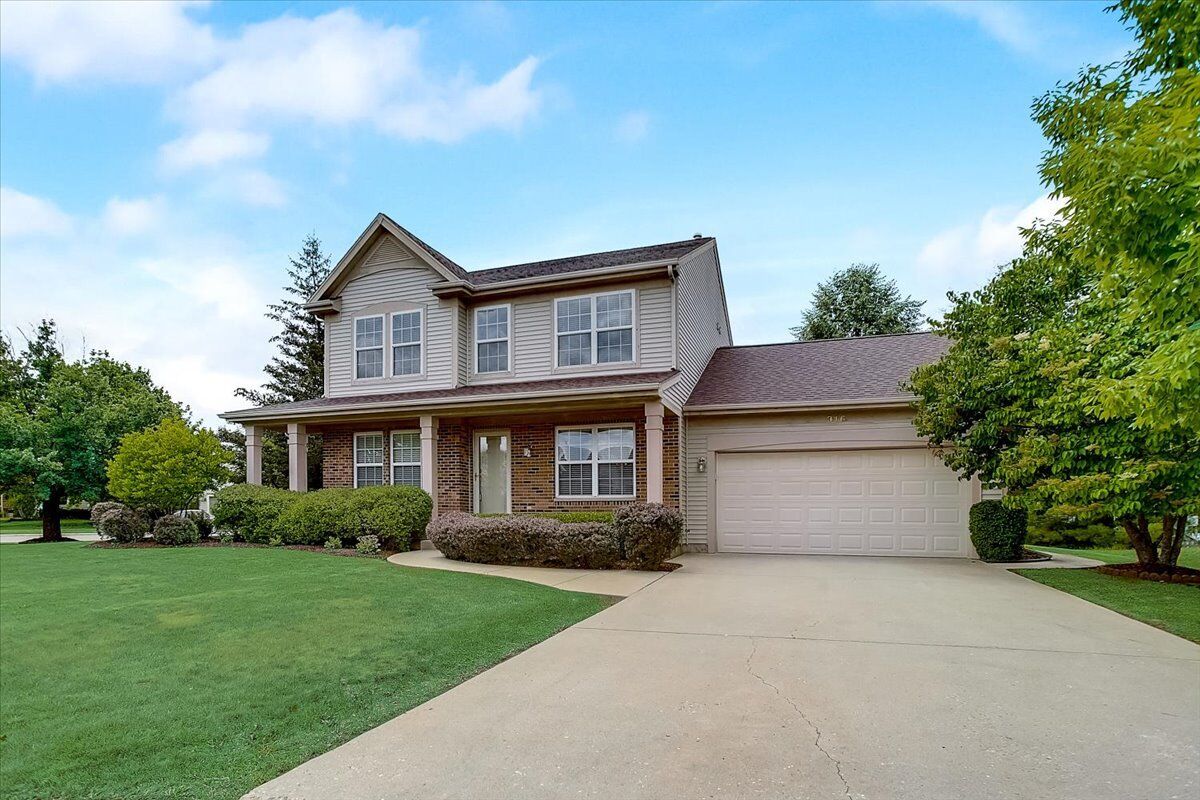Property Photo:  316 Windsor Court  IL 60046 