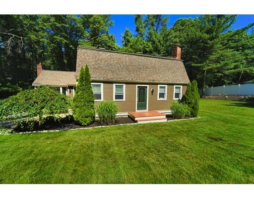 Property Photo:  39 Lantern Ln  MA 02360 