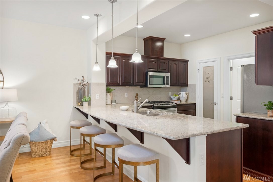 Property Photo: 13772 Morgan Dr NE WA 98053