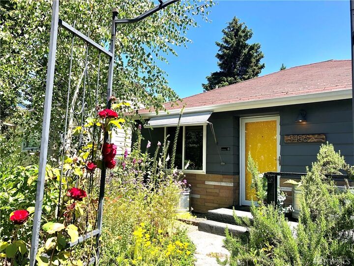 9456 21st Ave SW  Seattle WA 98106 photo