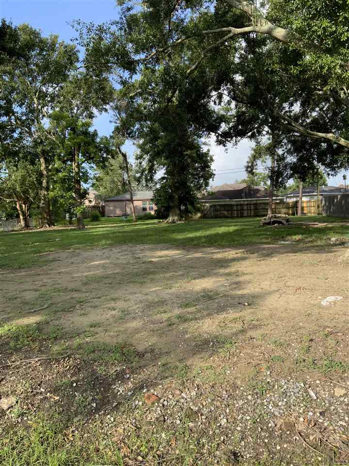 Property Photo:  3747 Kinard  TX 77619 