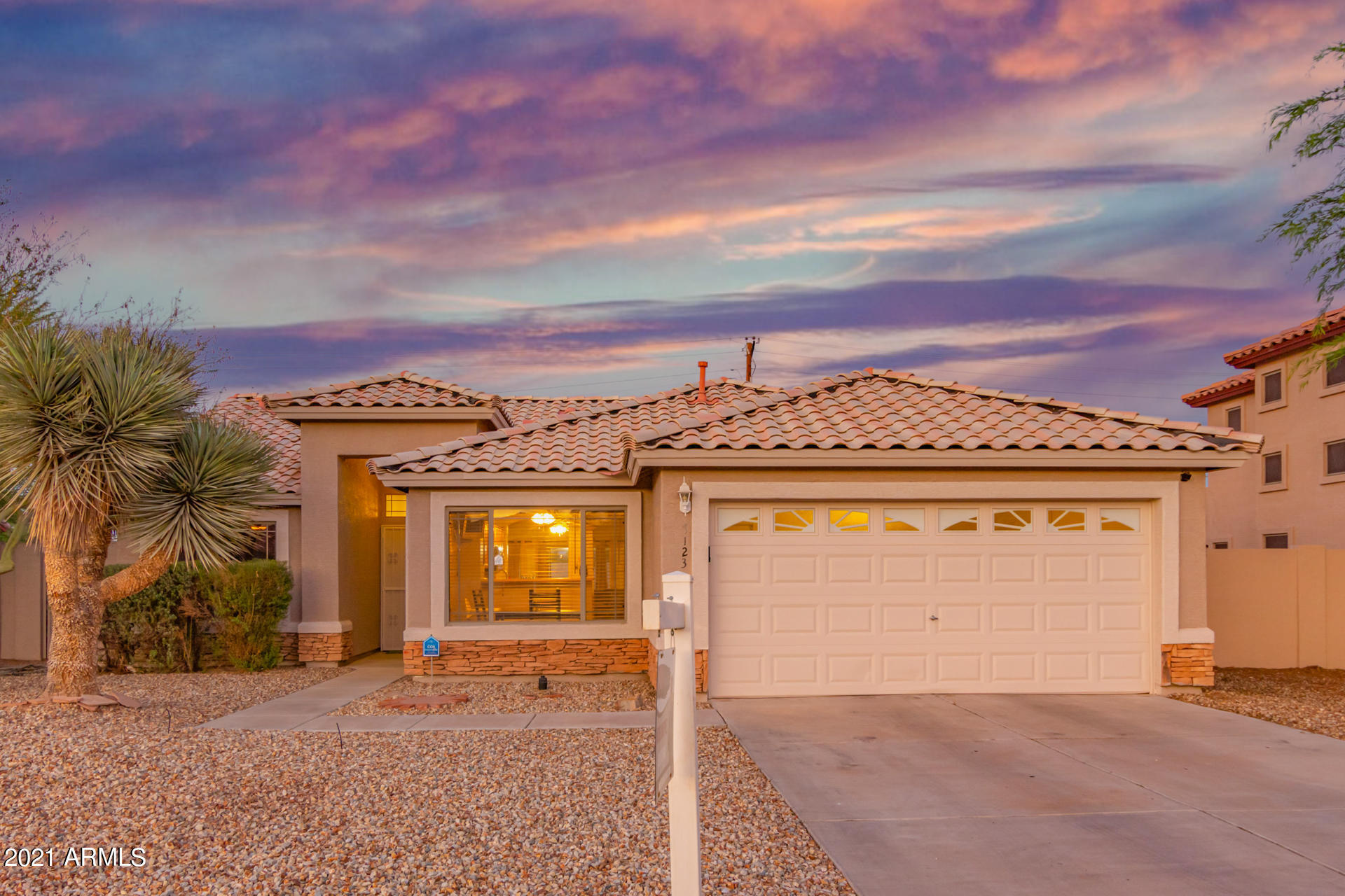 Property Photo: 7123 N 77th Drive AZ 85303