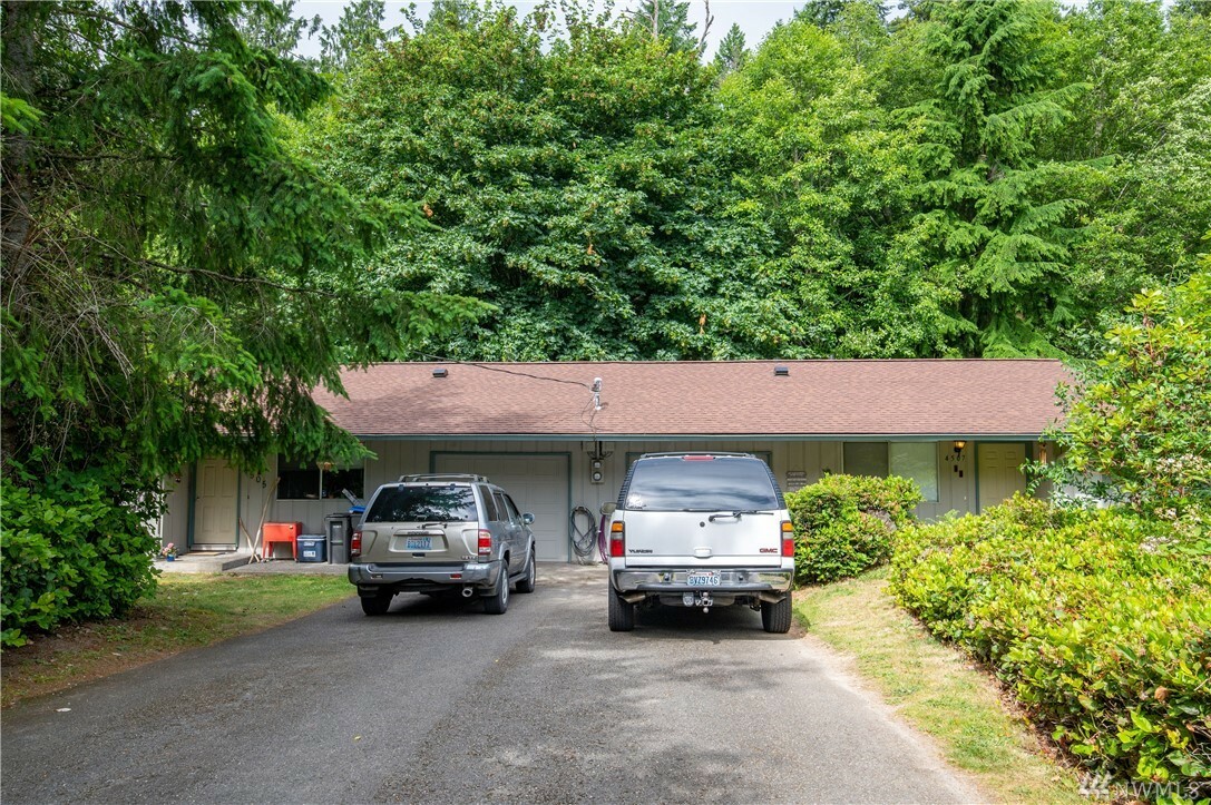 Property Photo:  4507 Pine Ave NE  WA 98310 