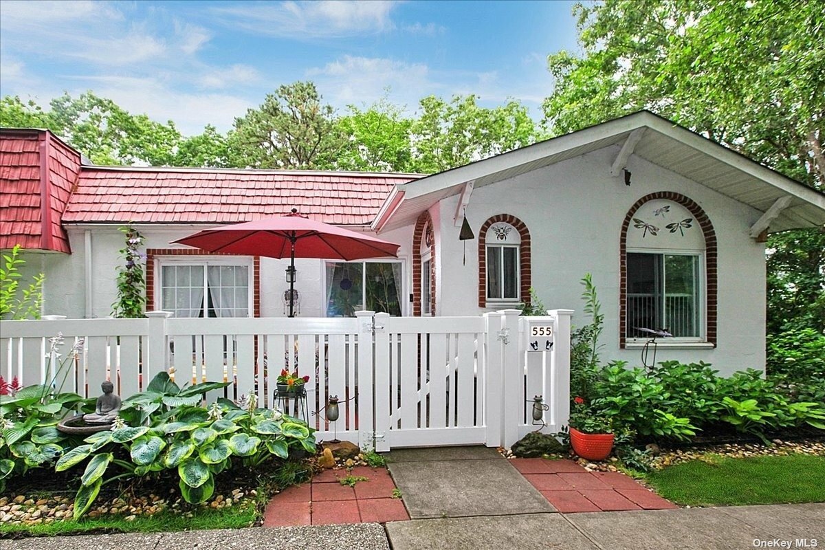 Property Photo:  555 Blue Ridge Drive 555  NY 11763 