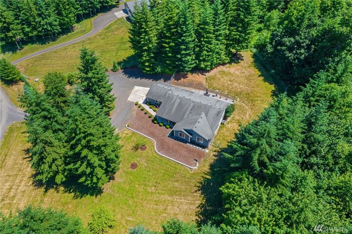 Property Photo: 227 Sholes Dr WA 98532
