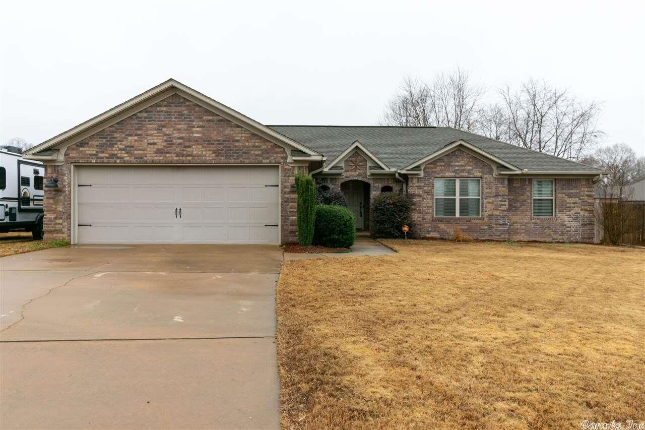 Property Photo:  7 Logan Court  AR 72058 