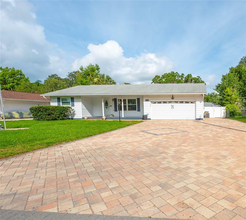 Property Photo:  32631 Lake Eustis Drive  FL 32778 