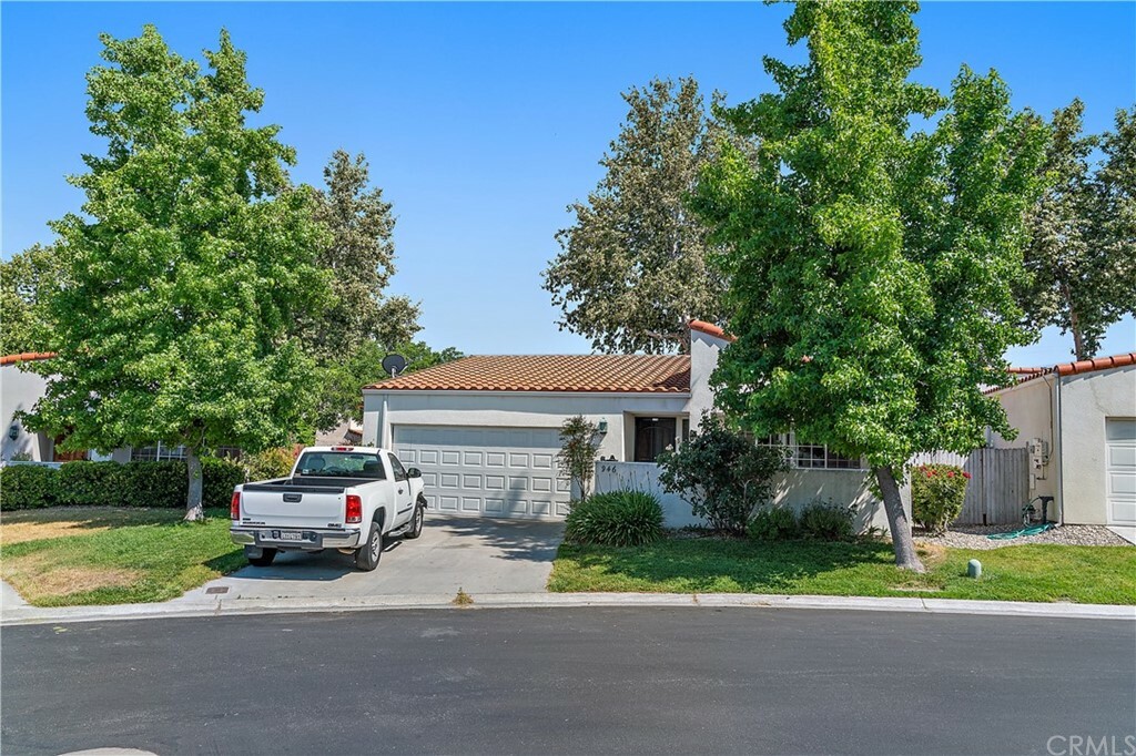 Property Photo:  946 Patria Circle  CA 93422 