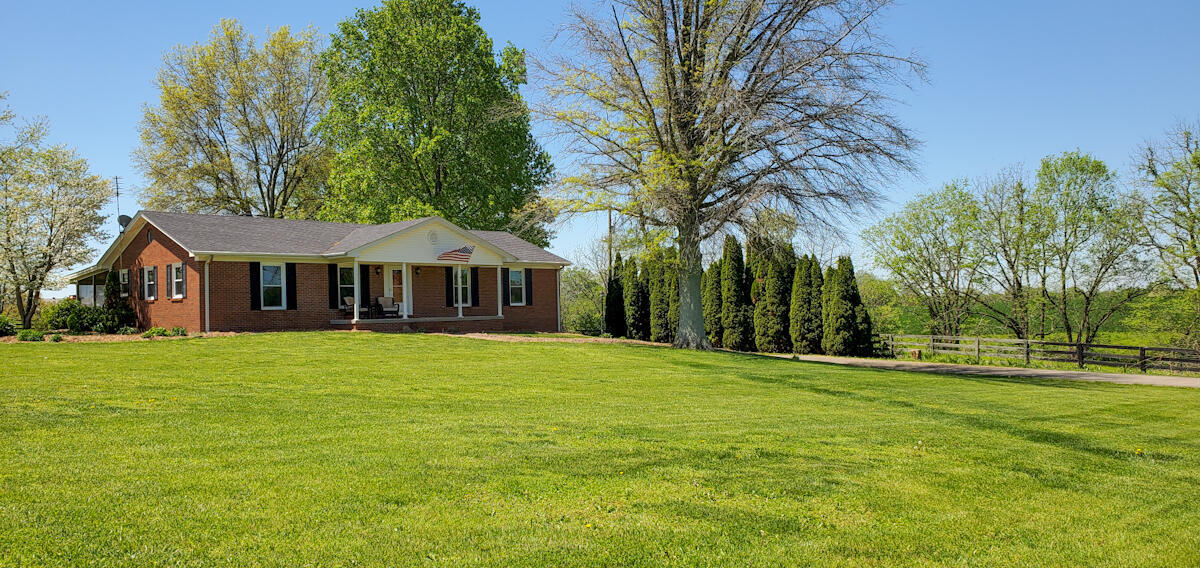 Property Photo: 297 Sutton Lane KY 40444