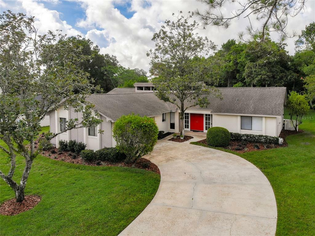 Property Photo:  201 E Hornbeam Drive  FL 32779 