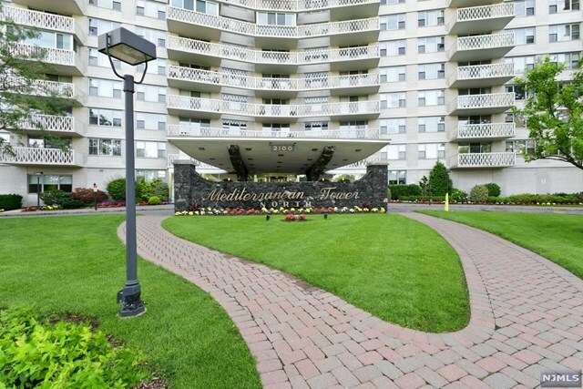 Property Photo:  2100 Linwood Avenue 21-L  NJ 07024 