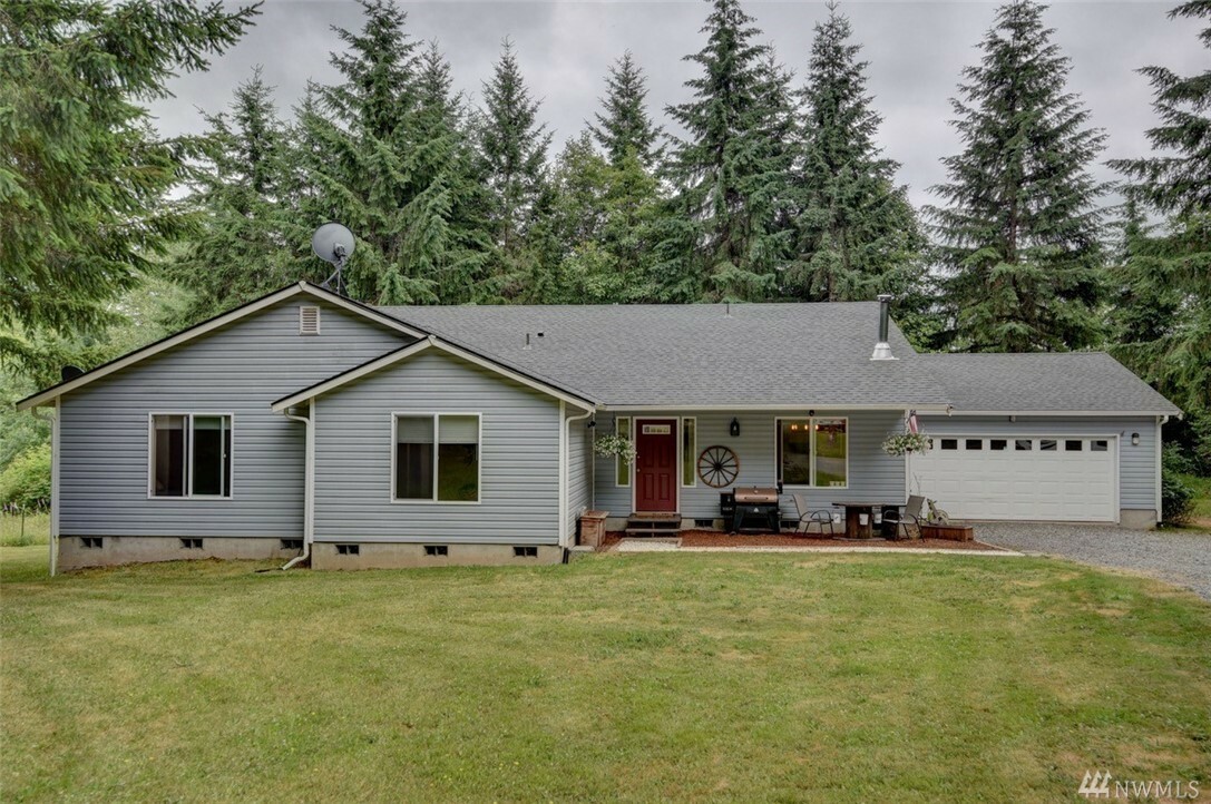 Property Photo:  11228 Langworthy Rd SW  WA 98579 