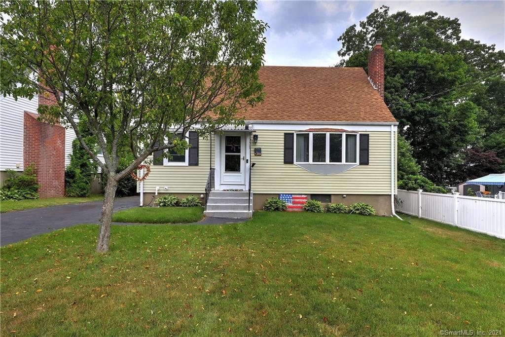 Property Photo:  49 Linwood Street  CT 06516 
