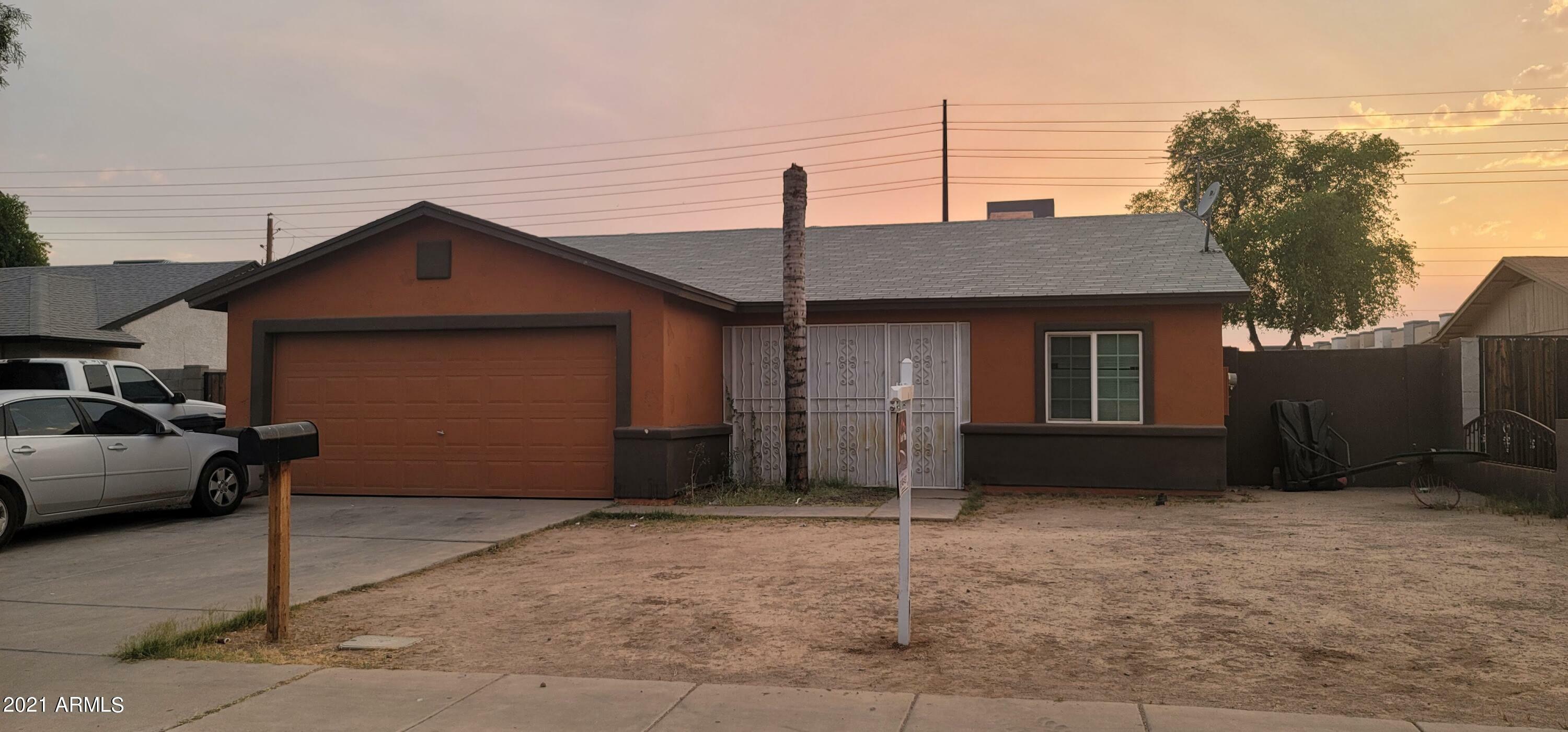 Property Photo:  3118 N 90th Drive  AZ 85037 