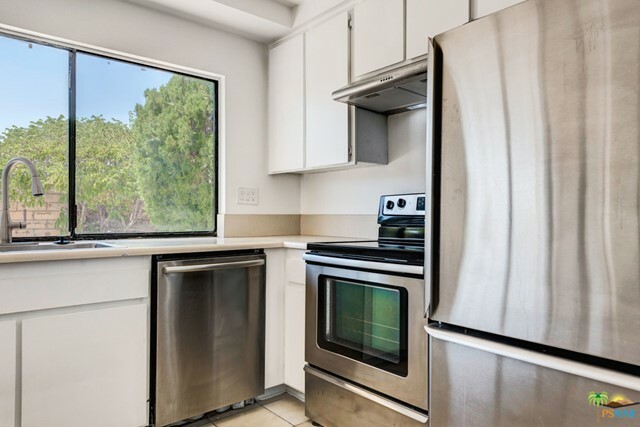 Property Photo: 1778 E Sandalwood Drive CA 92262