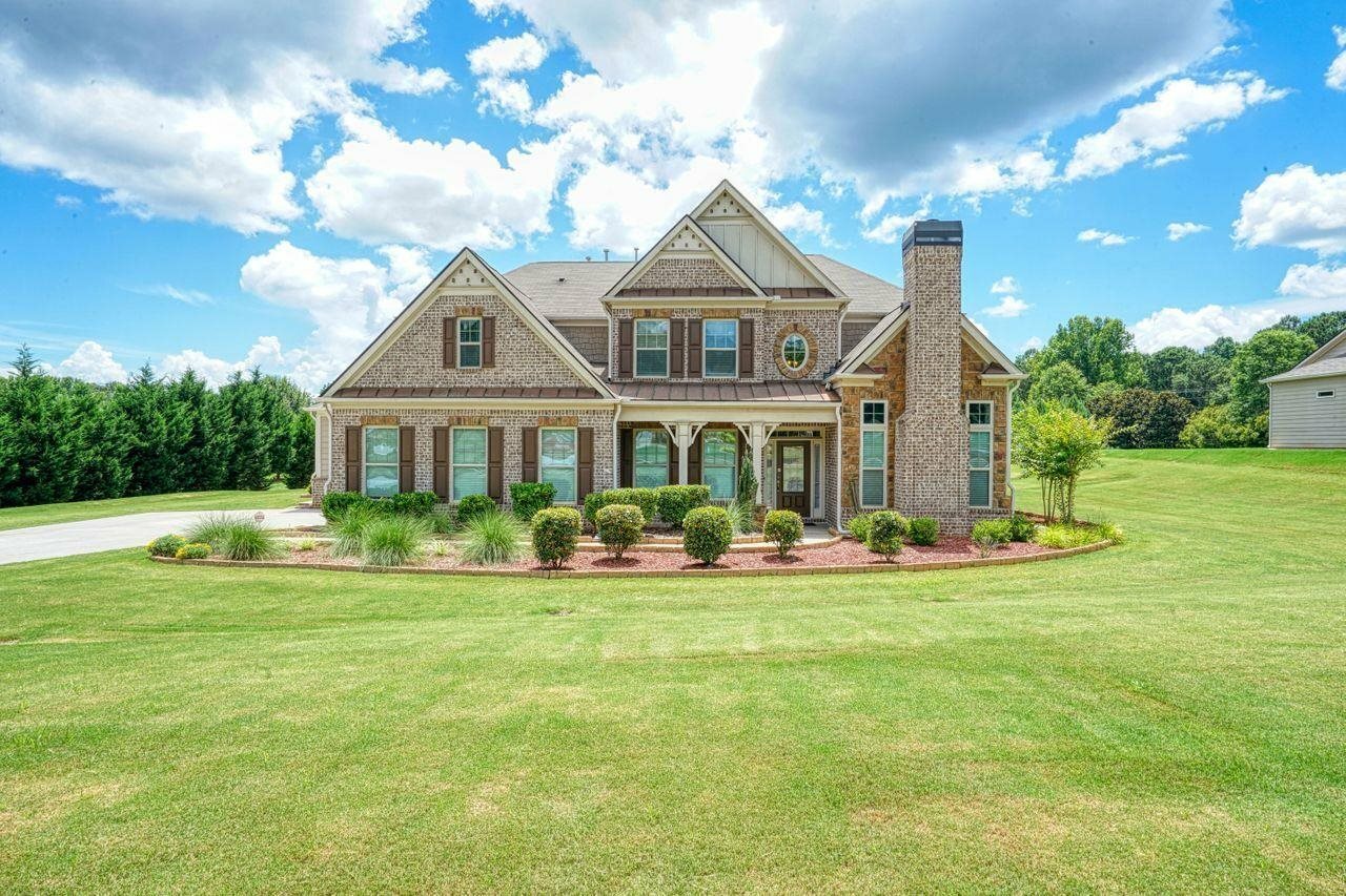 Property Photo: 115 Haddonstone Drive GA 30215