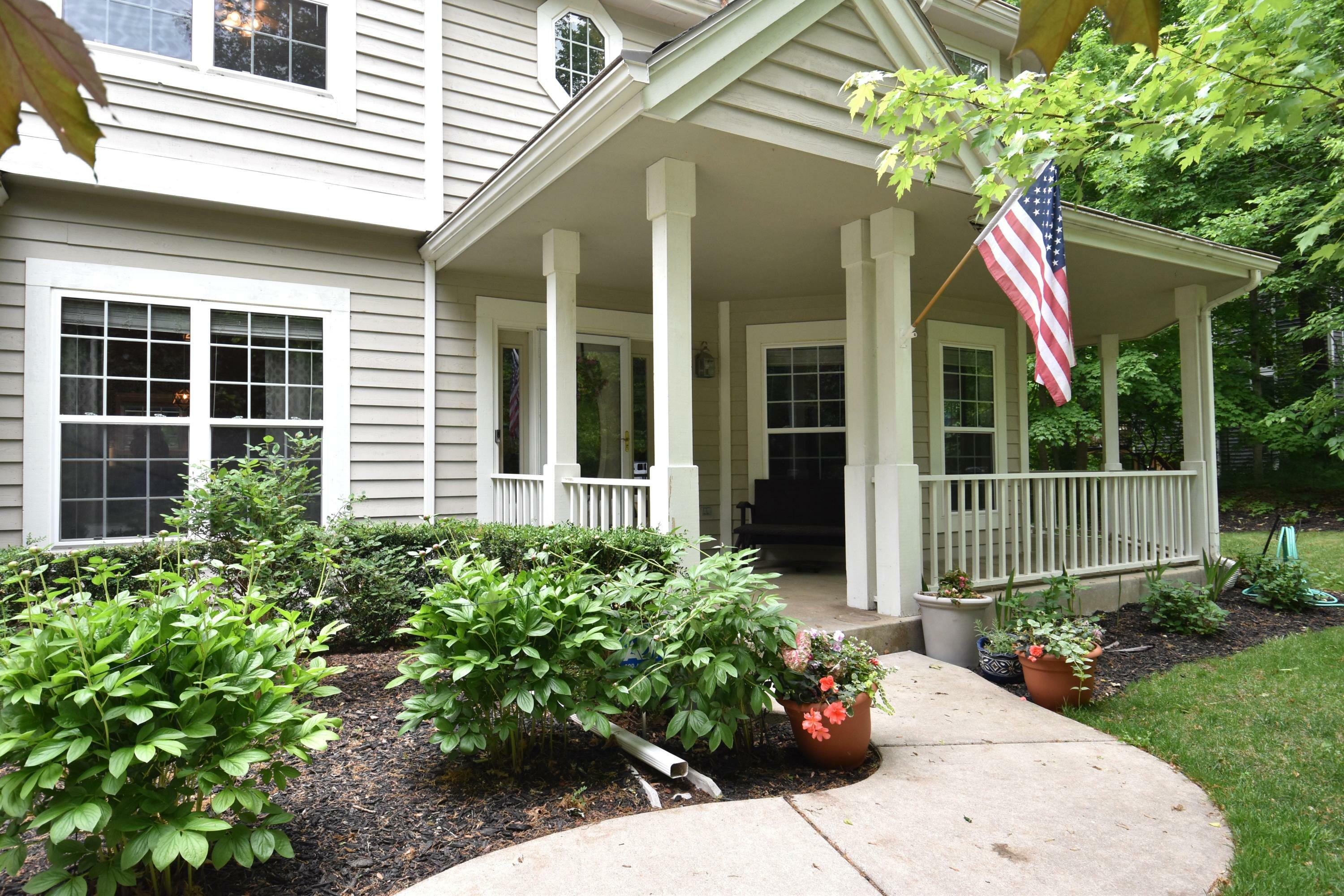 Property Photo: 700 Aspinall Ln WI 53147