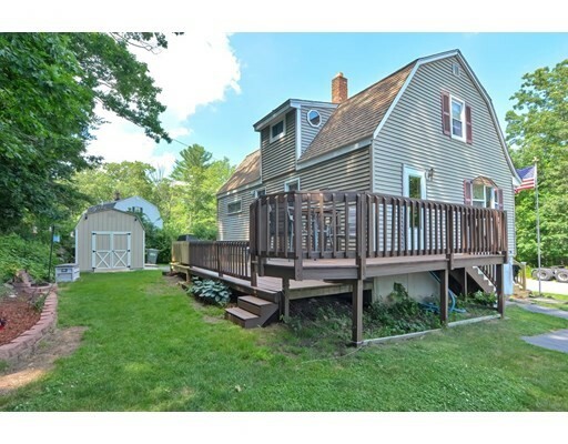 Property Photo:  5 Chestnut Hill Rd  MA 01537 