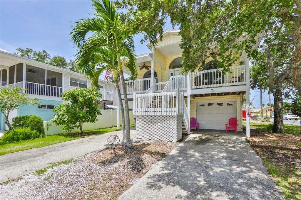 Property Photo:  618 2nd Street  FL 33785 