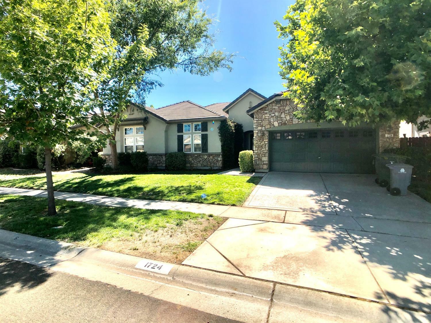 Property Photo:  1724 Guildford Way  CA 95961 